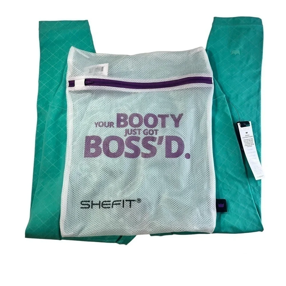SHEFIT Boss Leggings in Fierce, Size 1X